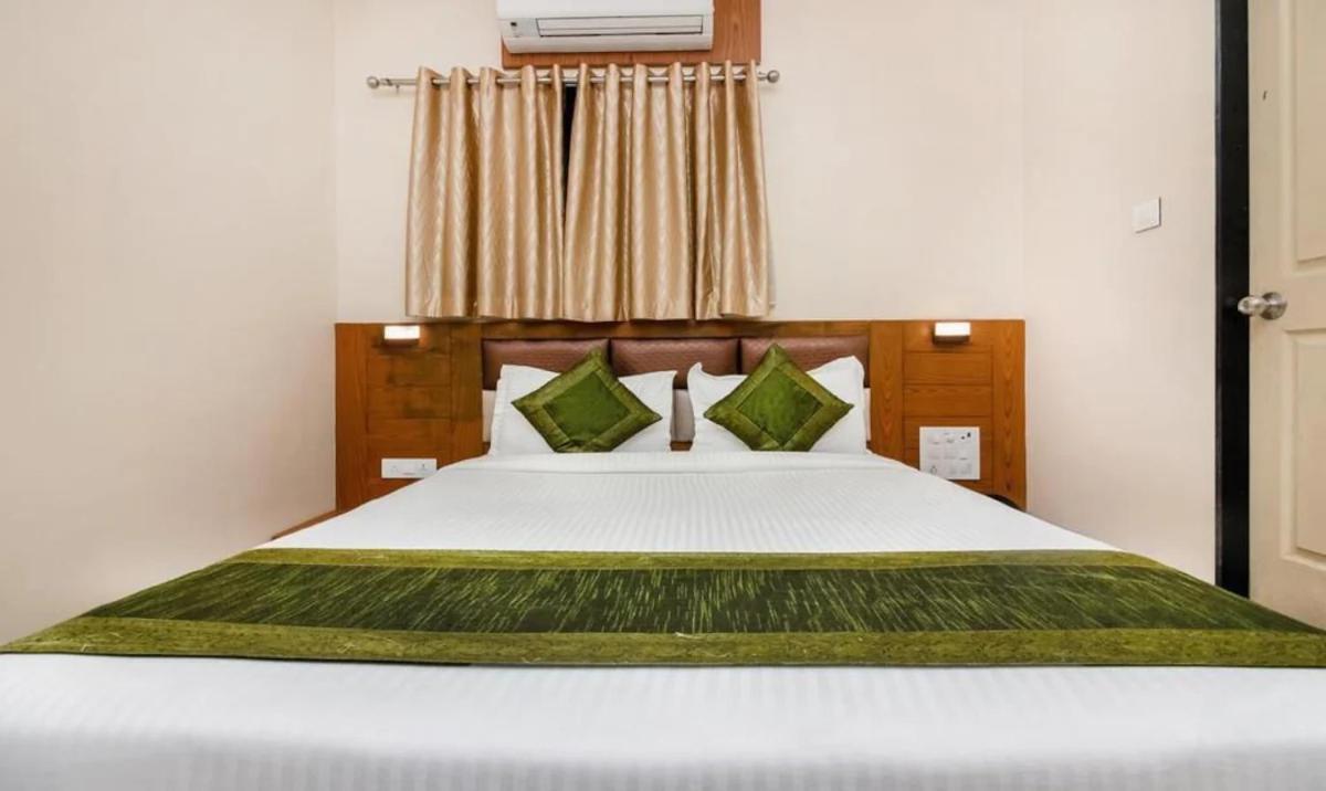 Hotel Volga Plaza 孟买 外观 照片