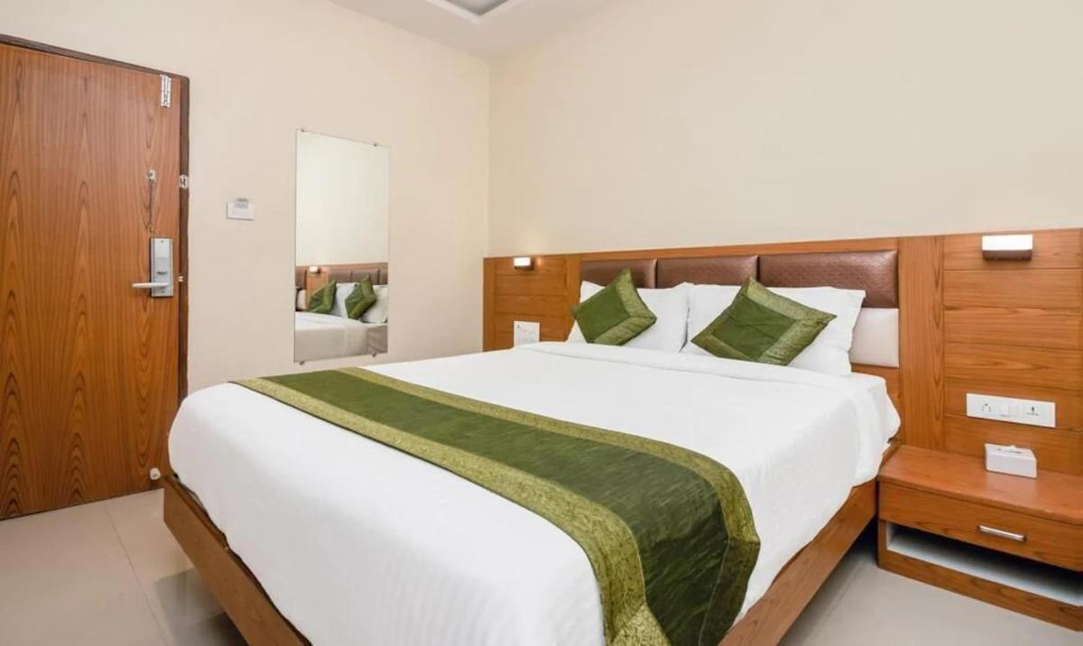 Hotel Volga Plaza 孟买 外观 照片